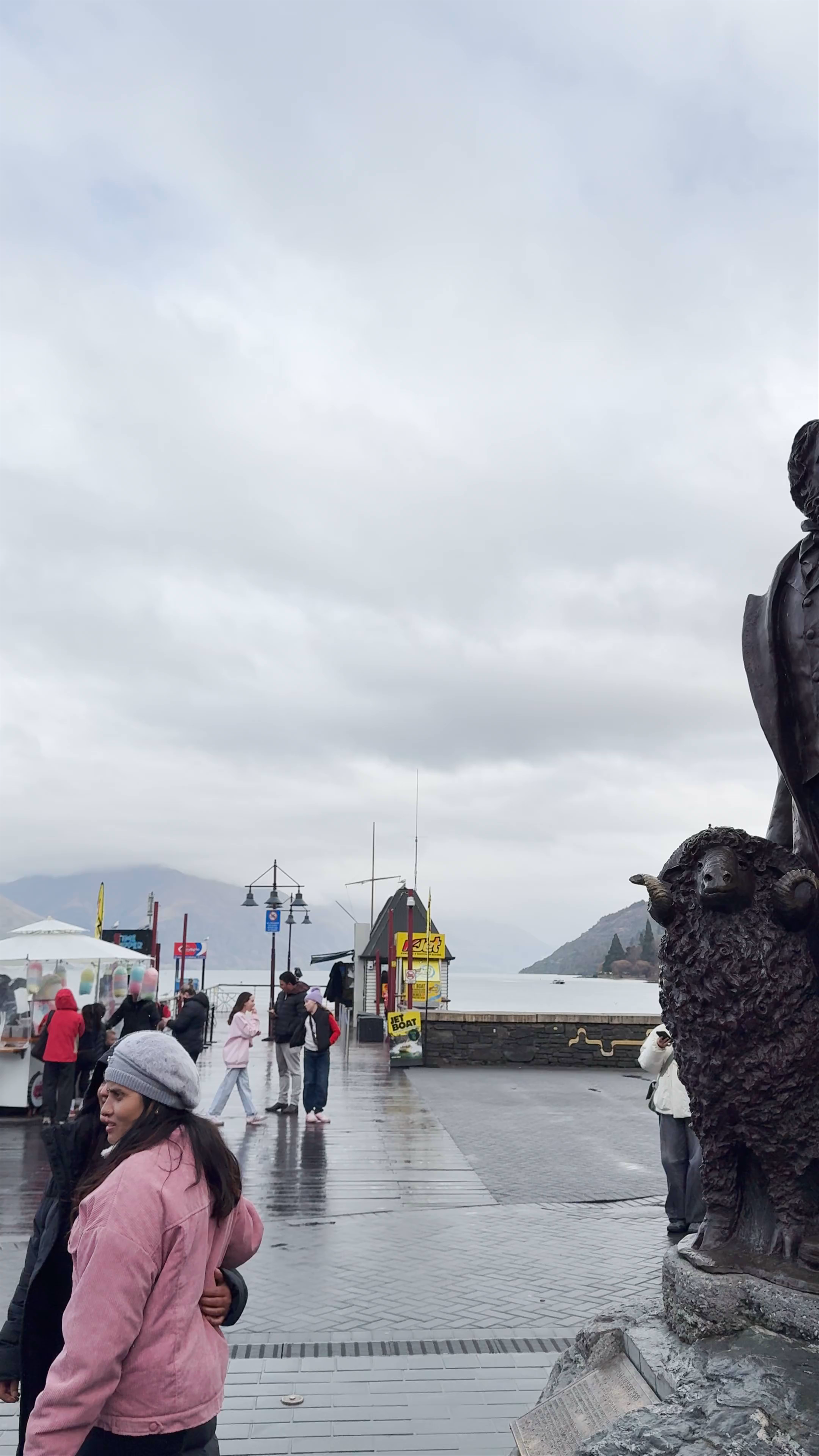 Statue of William Rees Marine Parade