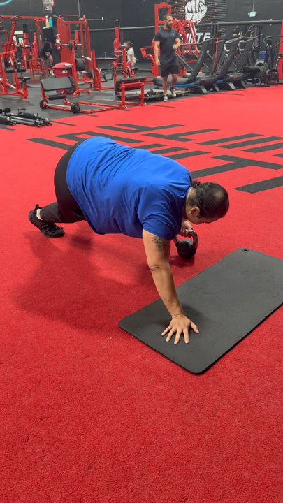 Rob The Destroyer - Kettle bell core exercise - Trainers Near Me