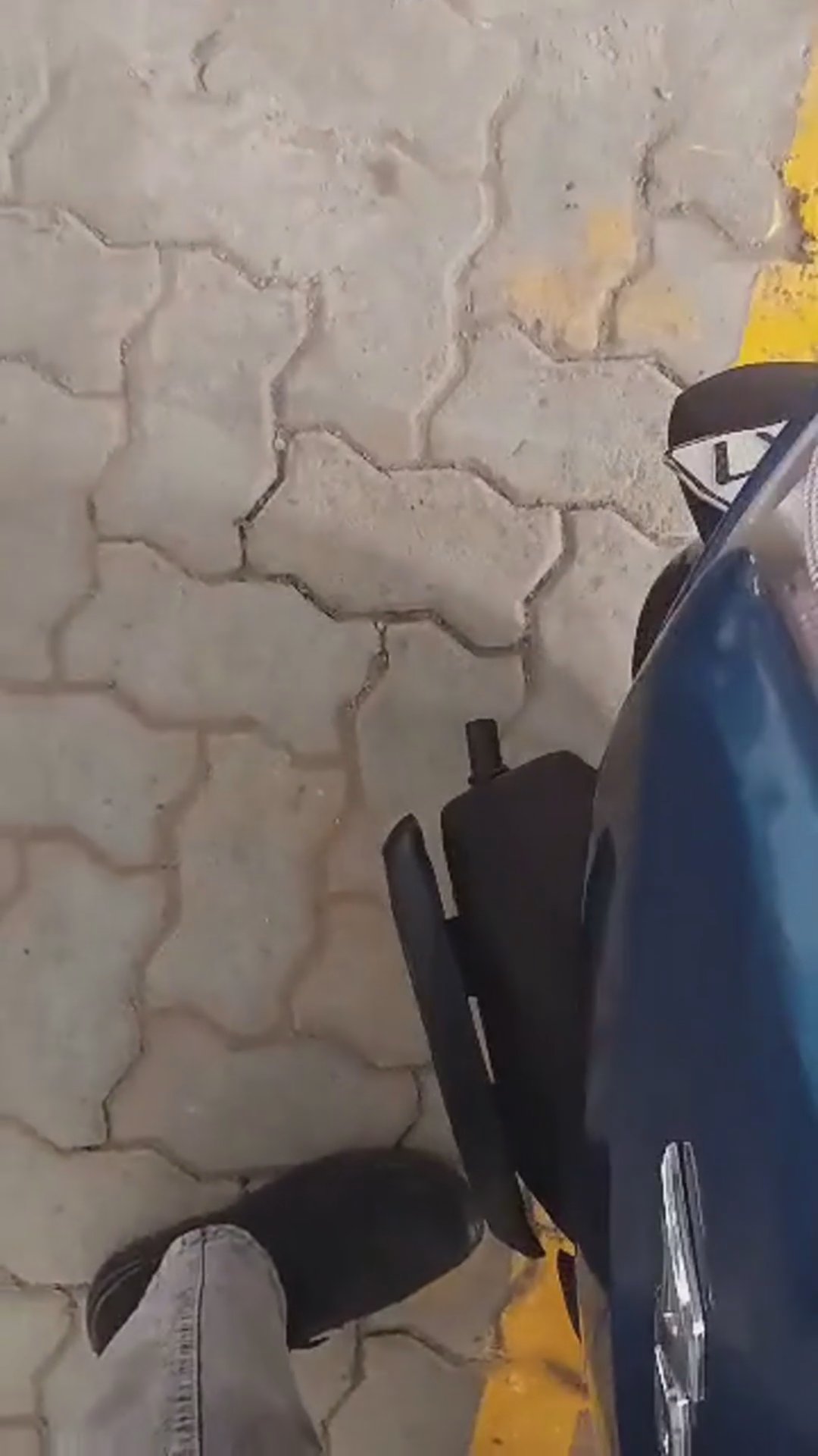Walk-around video thumbnail