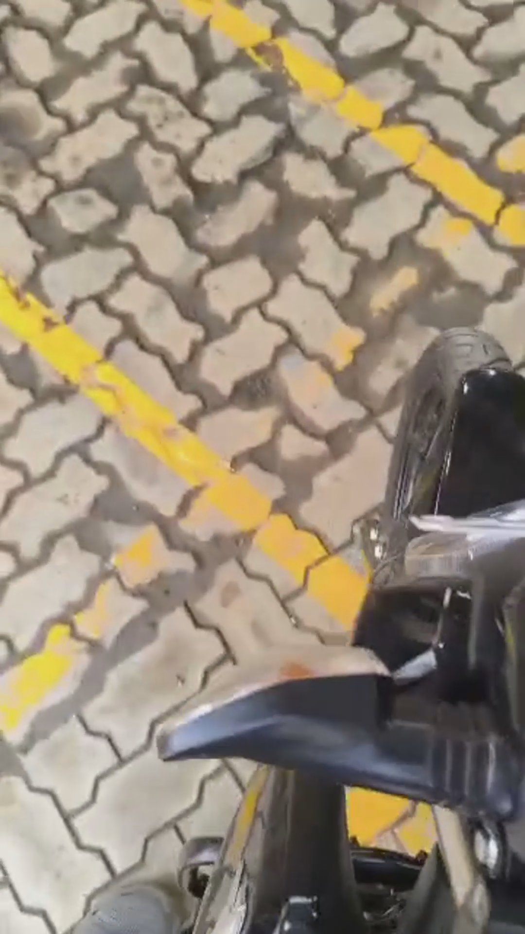 Walk-around video thumbnail