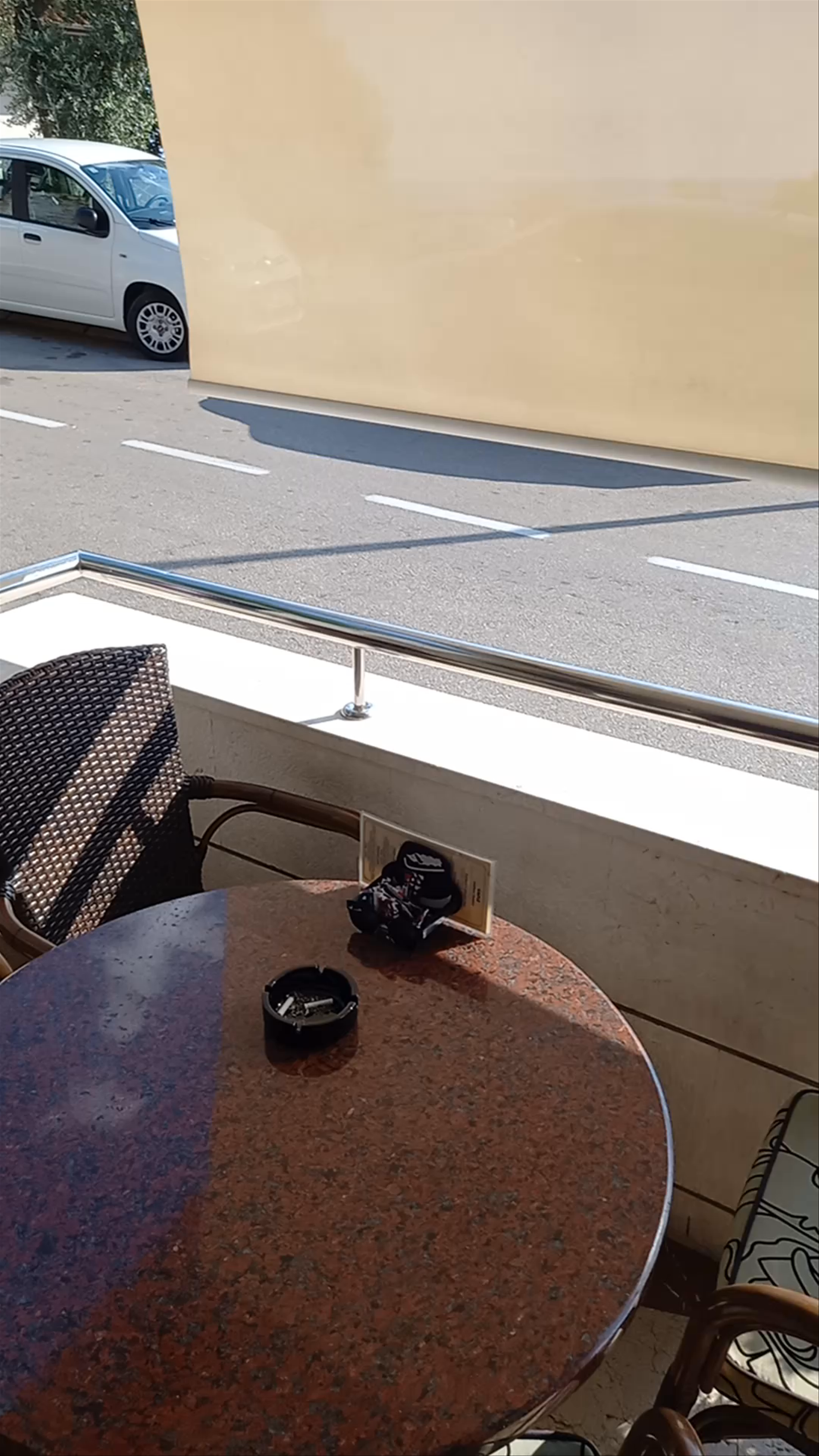 Caffe Caffe