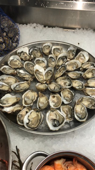 North Beach Tavern - Pizza Near Me - Long Beach, Washington