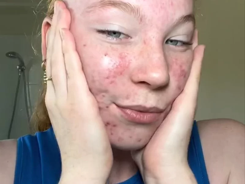Skincare demo, text on screen
