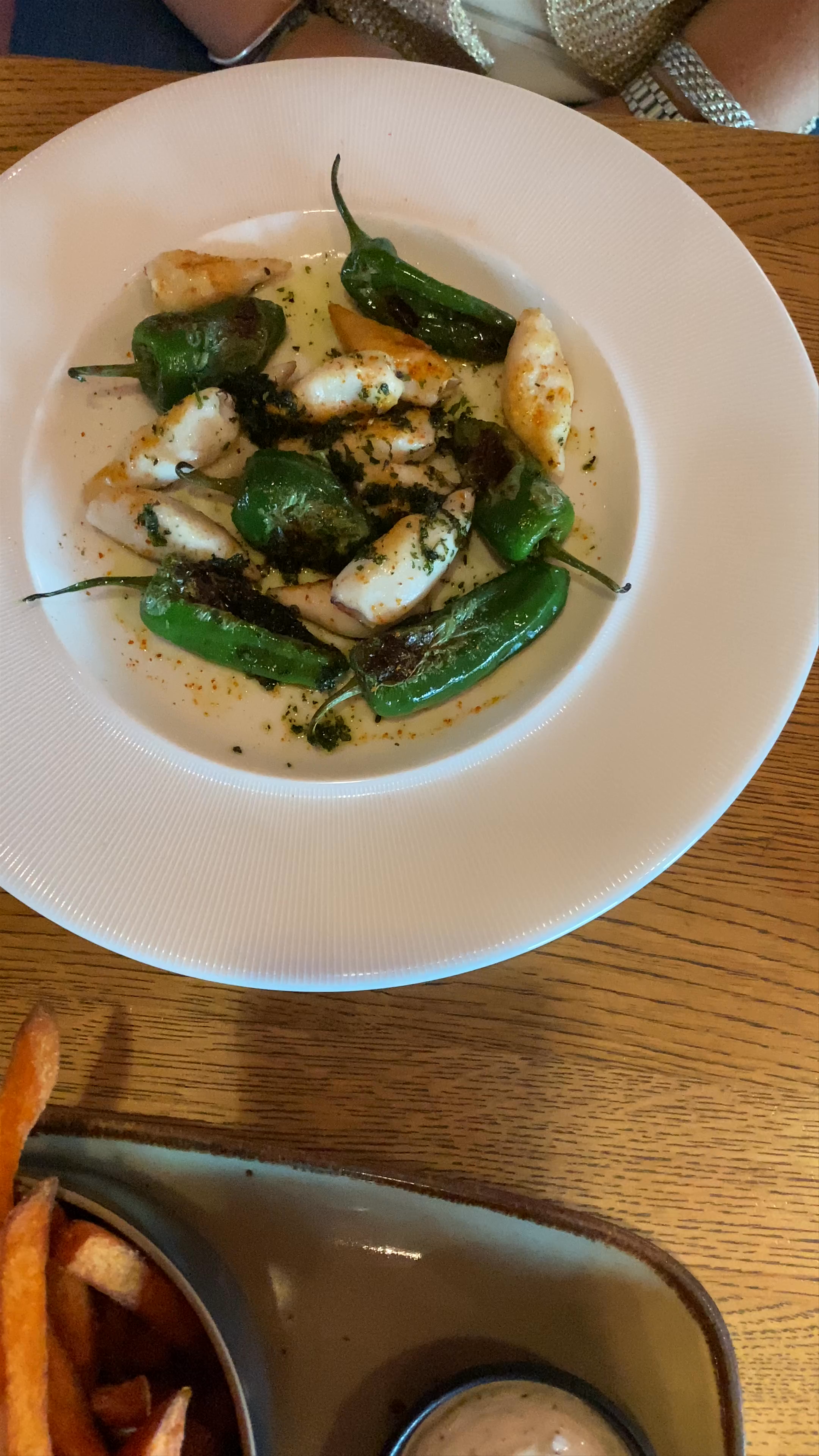 MaMa Kelly Dining Experience: Elegant Flavors at Amsterdam's Olympisch Stadion