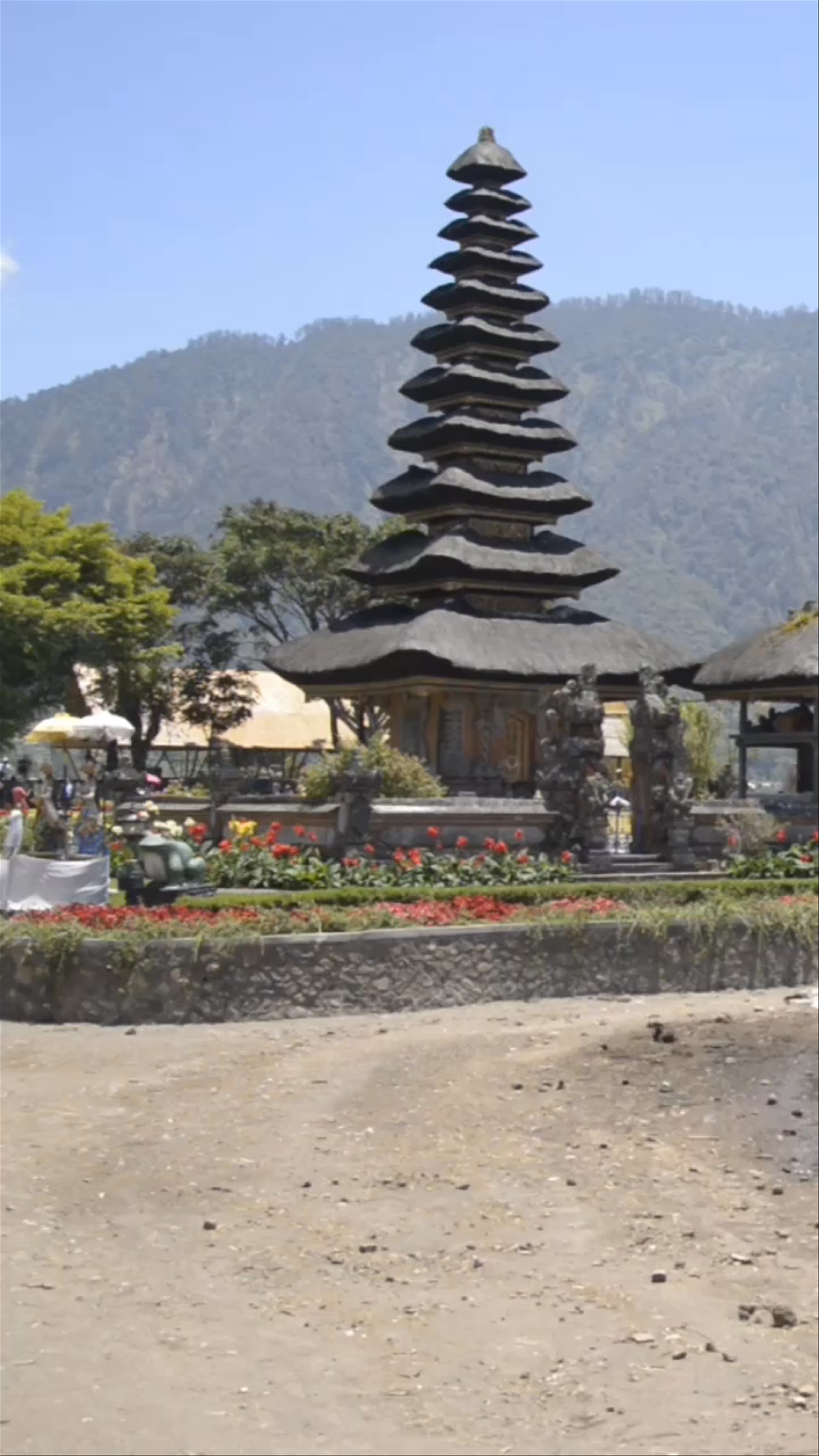 Ulun Danu Beratan Temple: A Sacred Lakeside Sanctuary in Bali