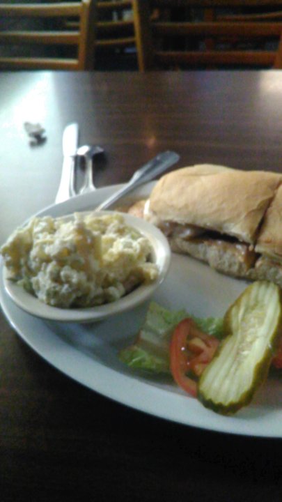 Four Corners - Chicken w/ bacon sandwich & Potato Salad - Burgers Near Me - Tracy, California