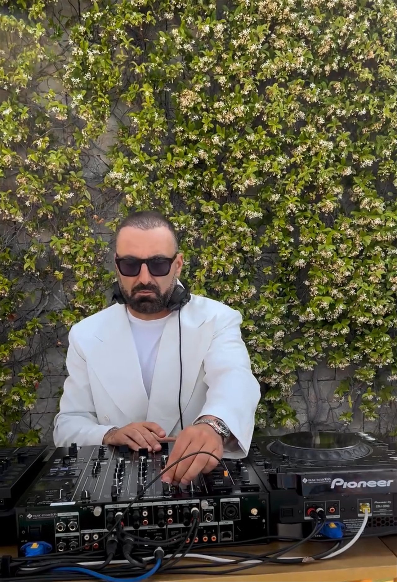 DJ Daniel - Chillout Set 2025 - video 5
