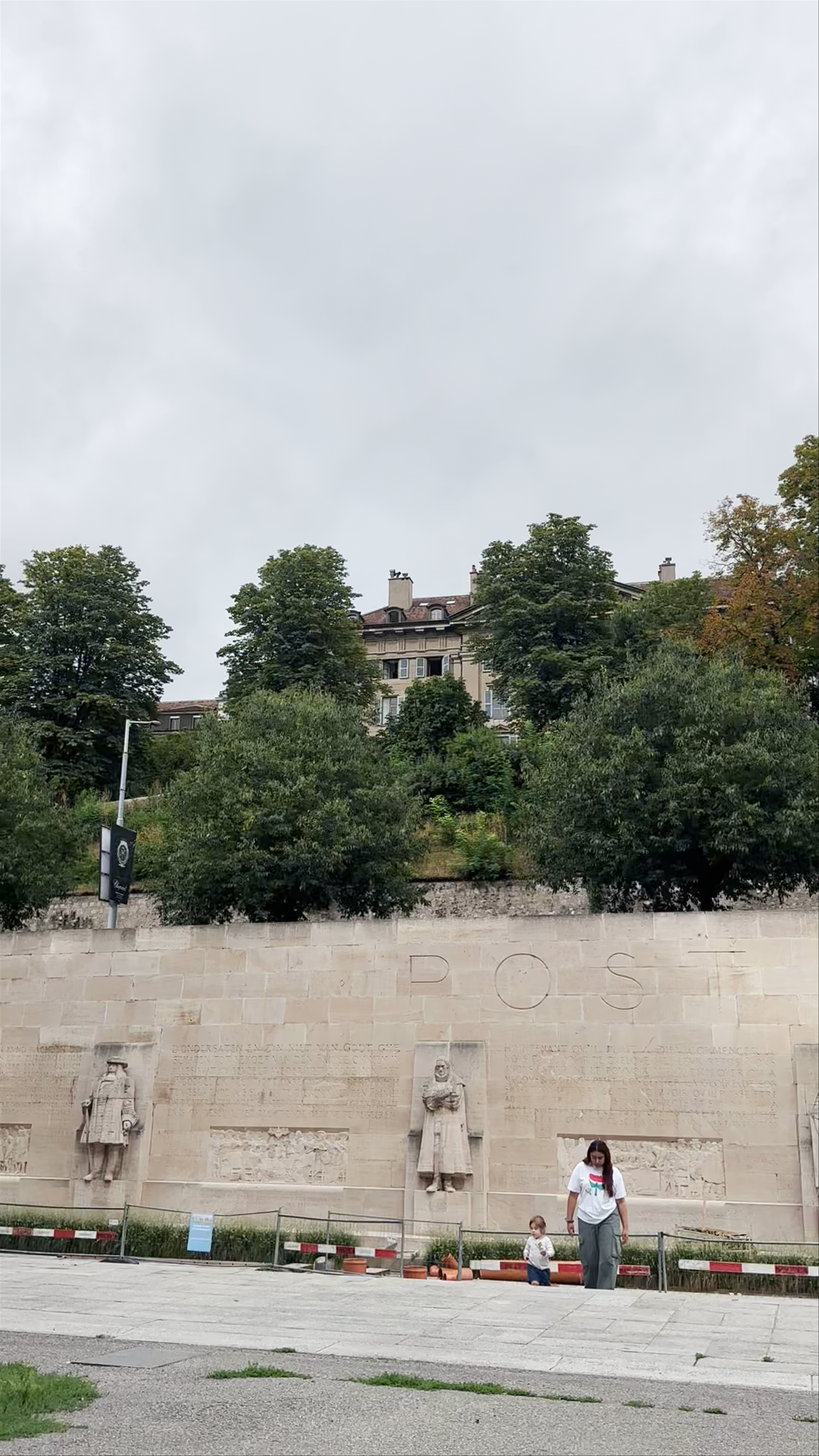 Mur des Réformateurs: A Historical Walk through Geneva's Promenade des Bastions