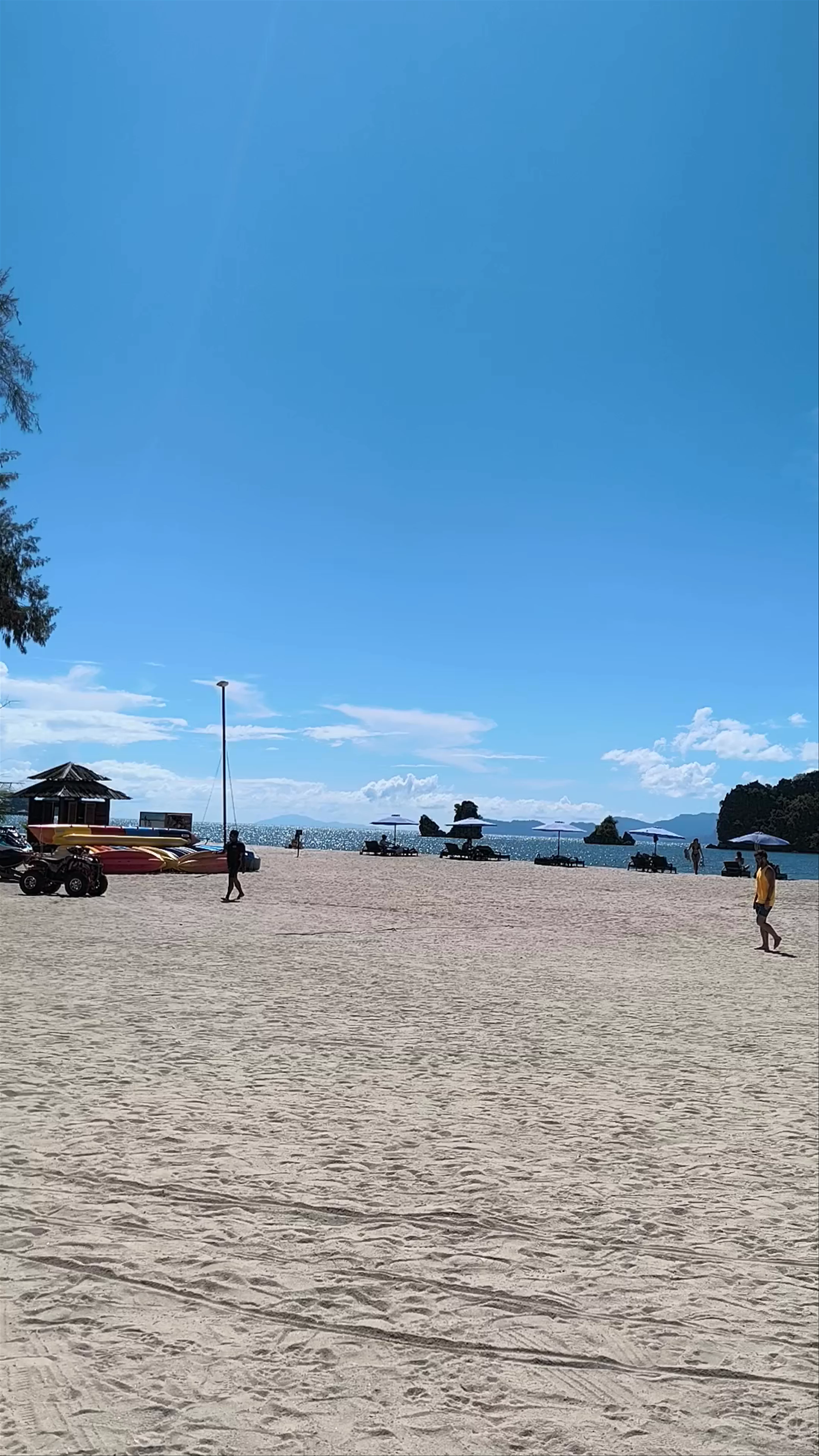 Tanjung Rhu Beach