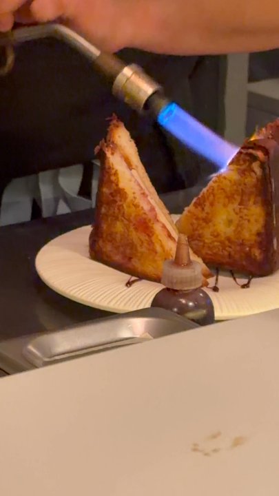 Pearl Street Restaurant - Making of the peanut butter and jelly - New American Near Me - Brooklyn, New York