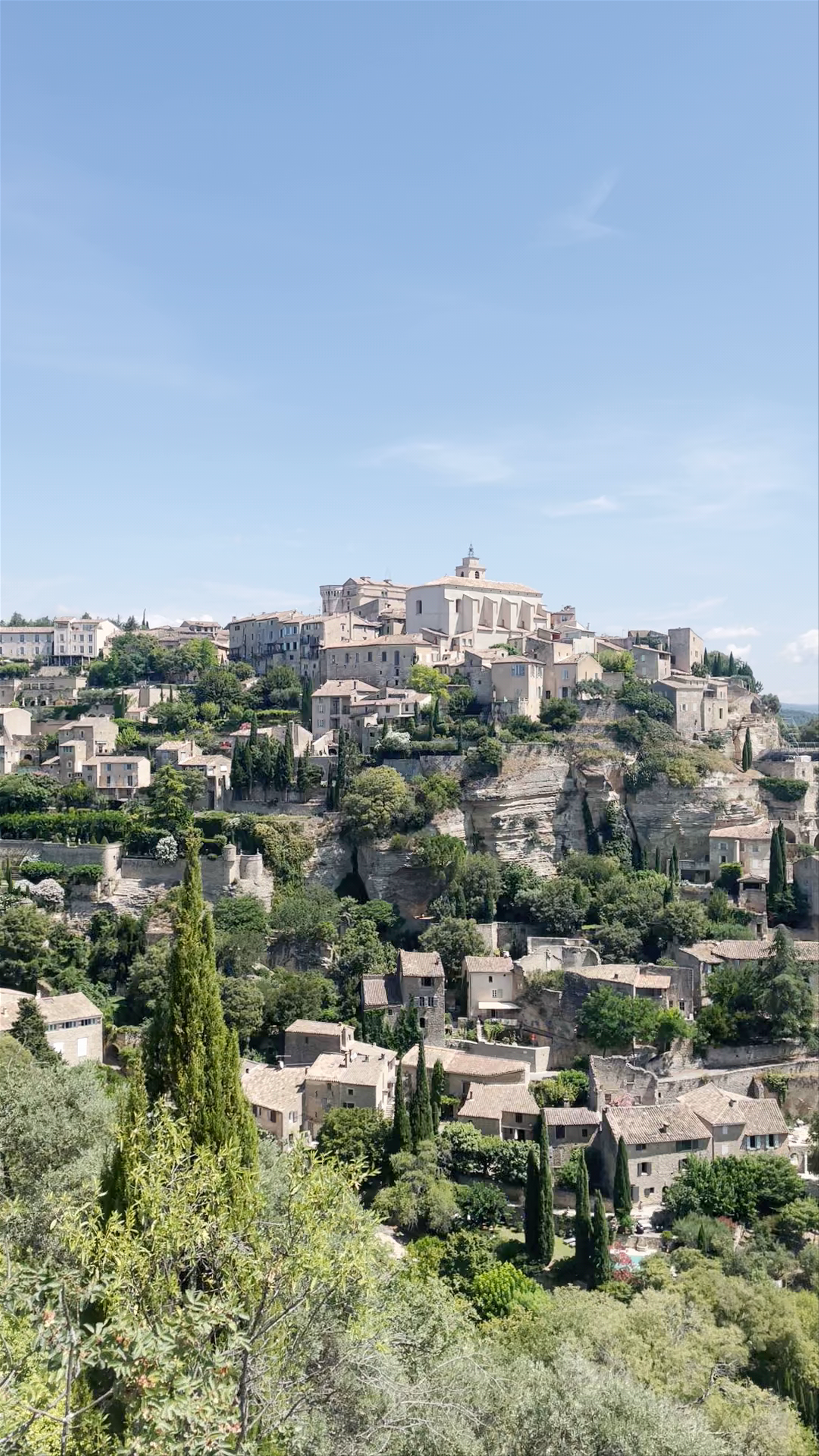 Gordes Lookout Parking