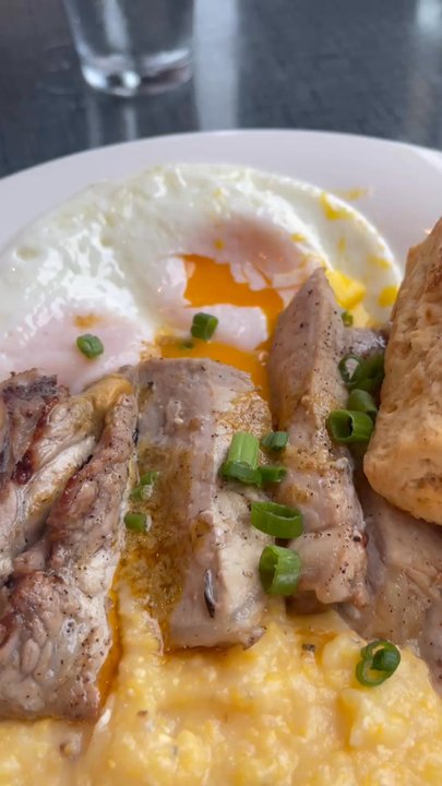 24 Diner - Diners Near Me - Austin, Texas