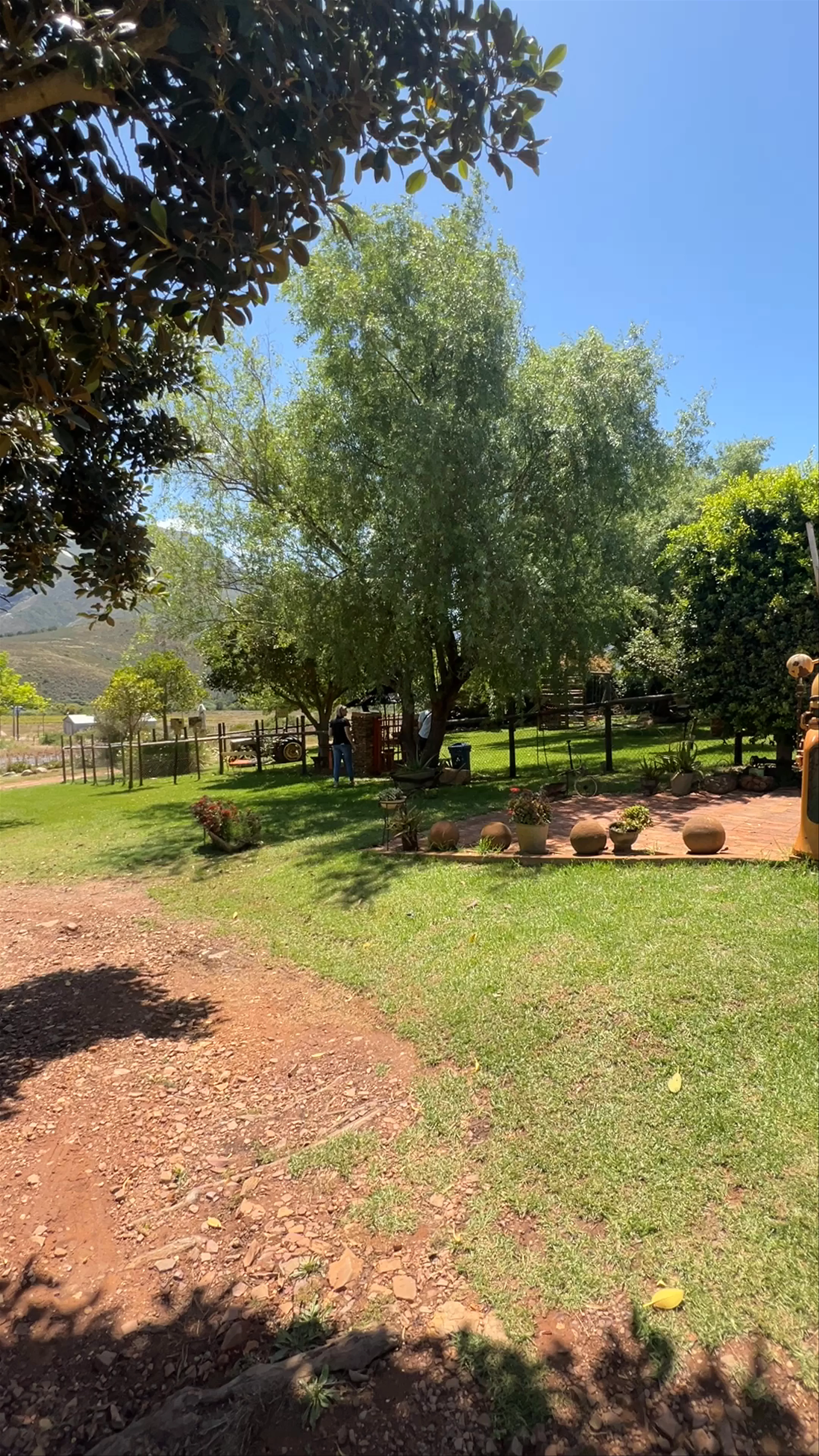 Bonfrutti Farm Stall & Accommodation