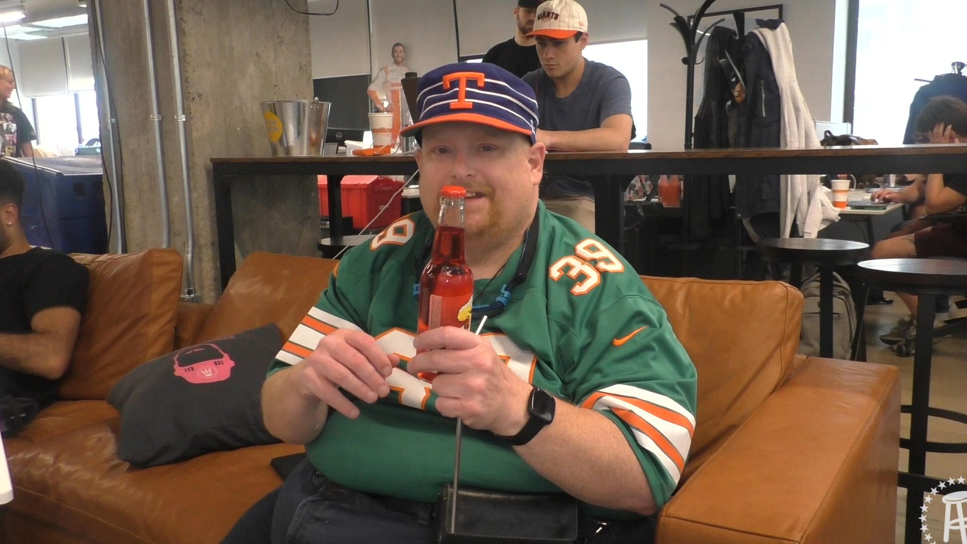 Tank's Taste Test Strawberry Toxic Waste Slime Licker Soda