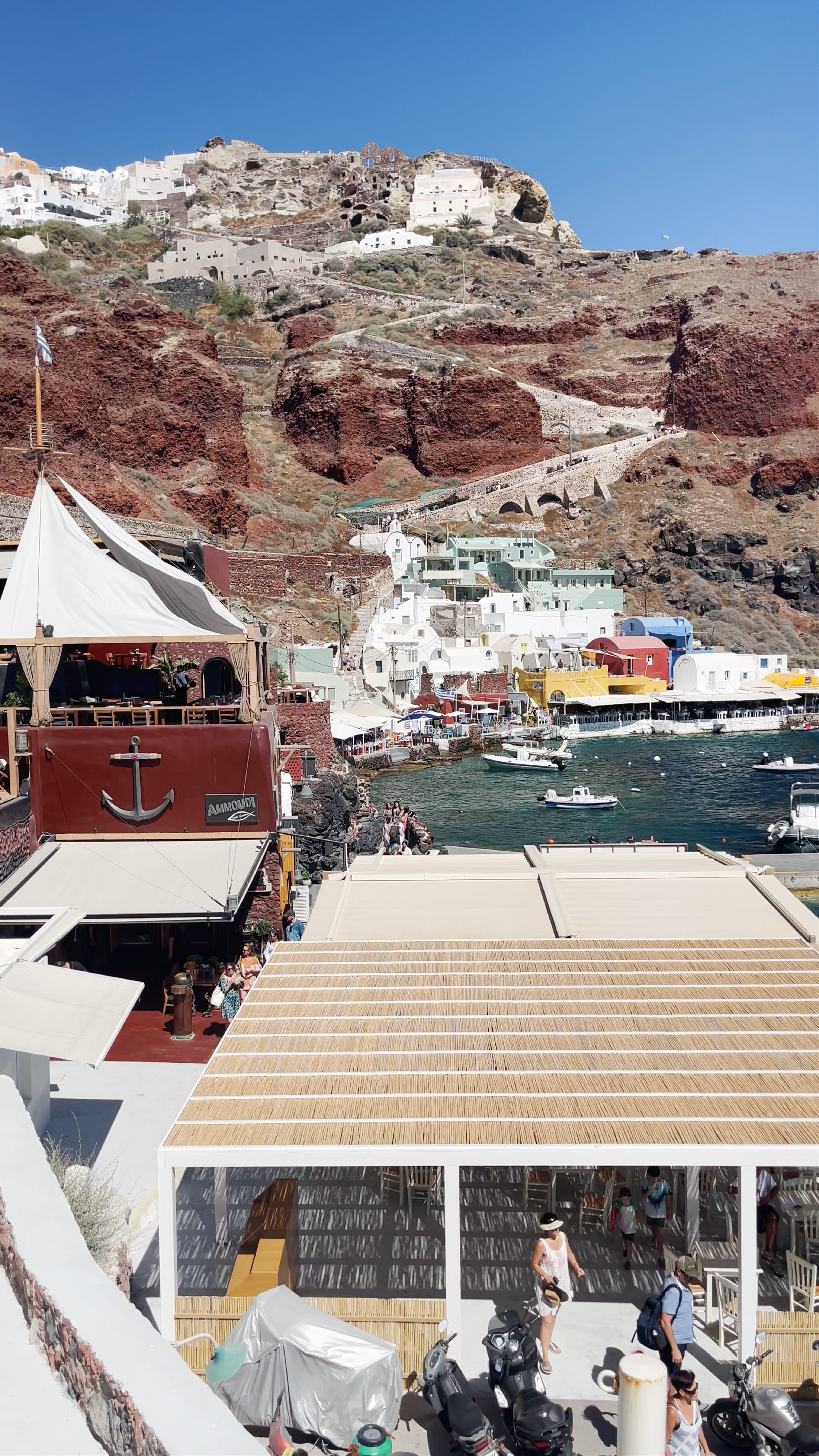 Ammoudi Bay