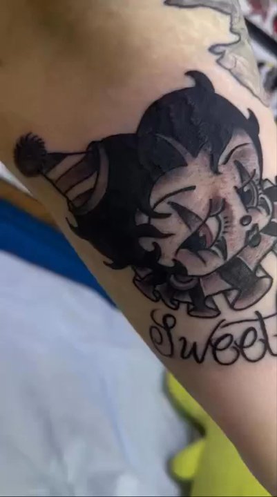 High Noon Tattoo - My meme (Grandmother) passed away and she loved clowns and Betty boop. Andy, killed it. - Tattoo Near Me - Phoenix, Arizona