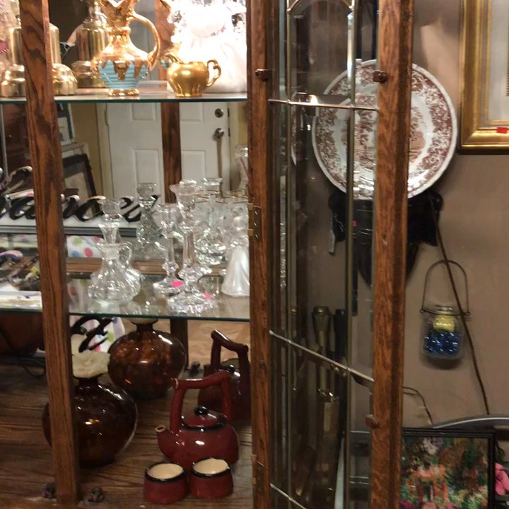 Second Chances Thrift - Like new condition display case - Thrift Stores Near Me - Yucaipa, California