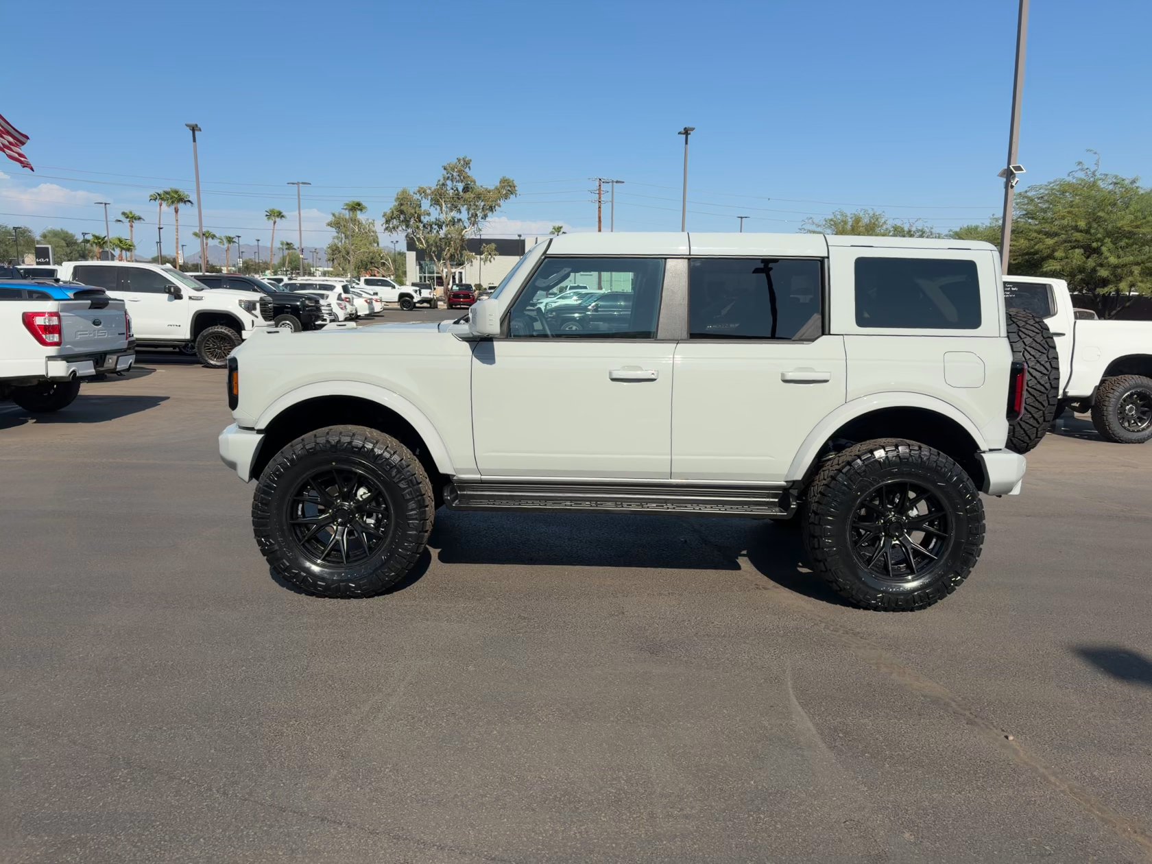 Lifted Trucks - #T33479 - 2026 Ford Bronco Outer Banks