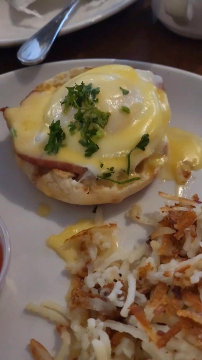 White Spot - Burgers Near Me - Richmond, British Columbia