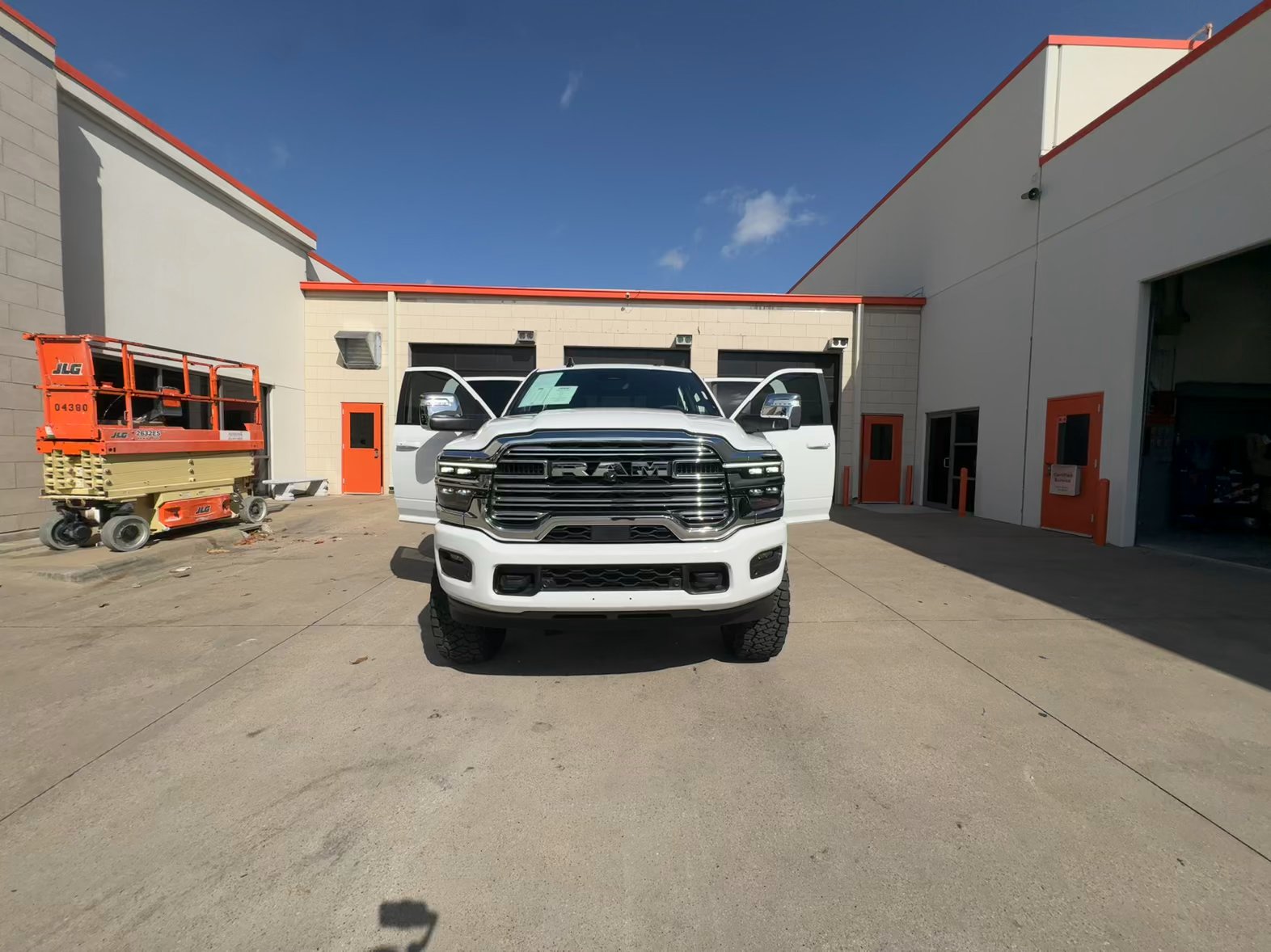 Lifted Trucks - #TX10777 - 2026 Ram 2500 Laramie Crew Cab