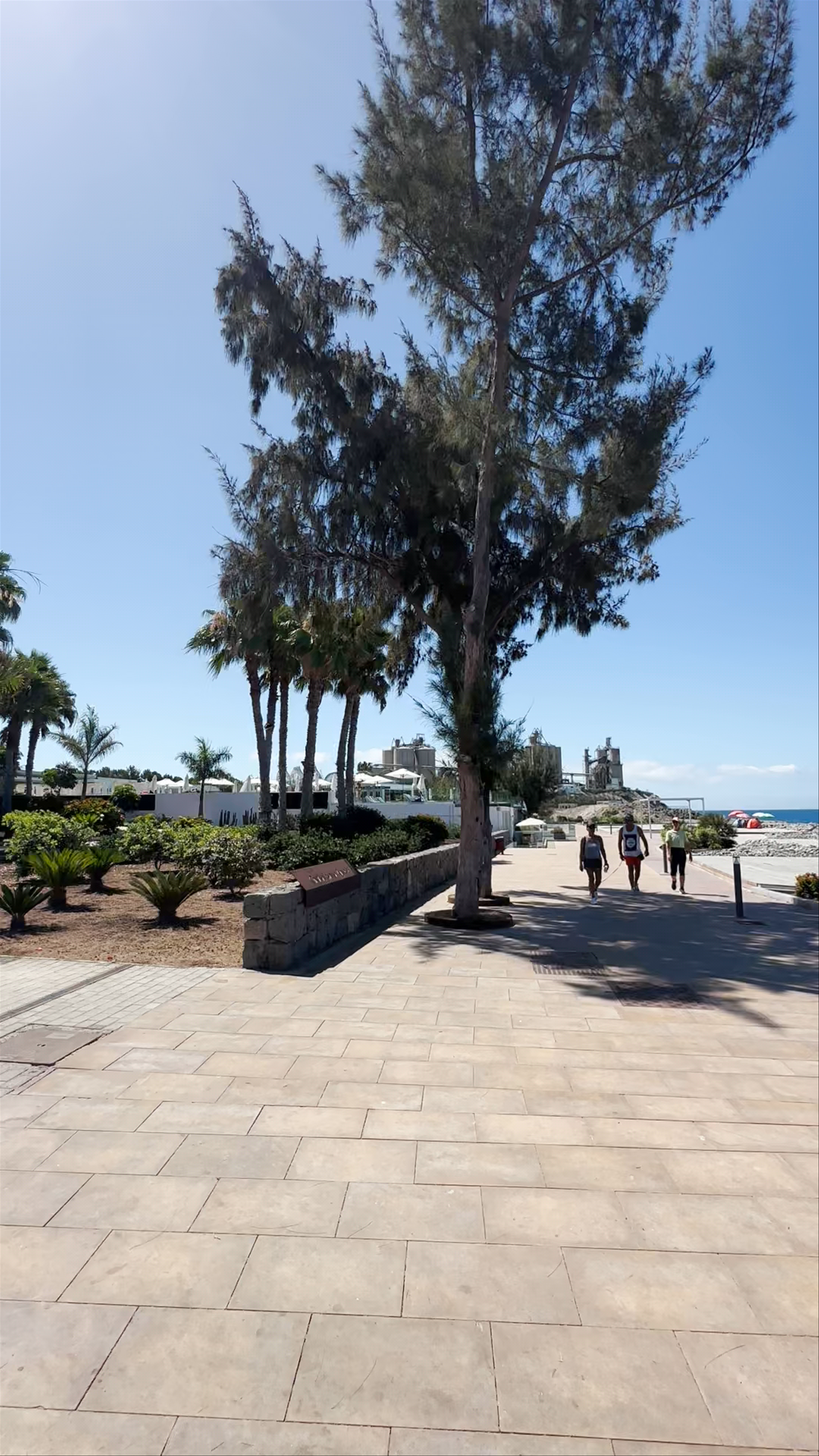 Sunny Coastal Walk at Resort Cordial Santa Águeda & Perchel Beach Club, El Pajar
