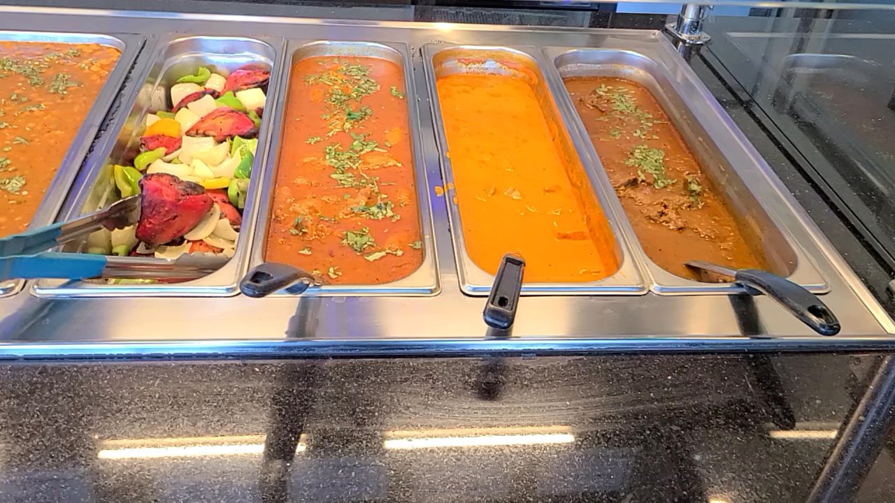 Curry Craft - Chicken curry, chicken tikka, lamp curry they are all soo good! - Indian Near Me - San Marcos, California