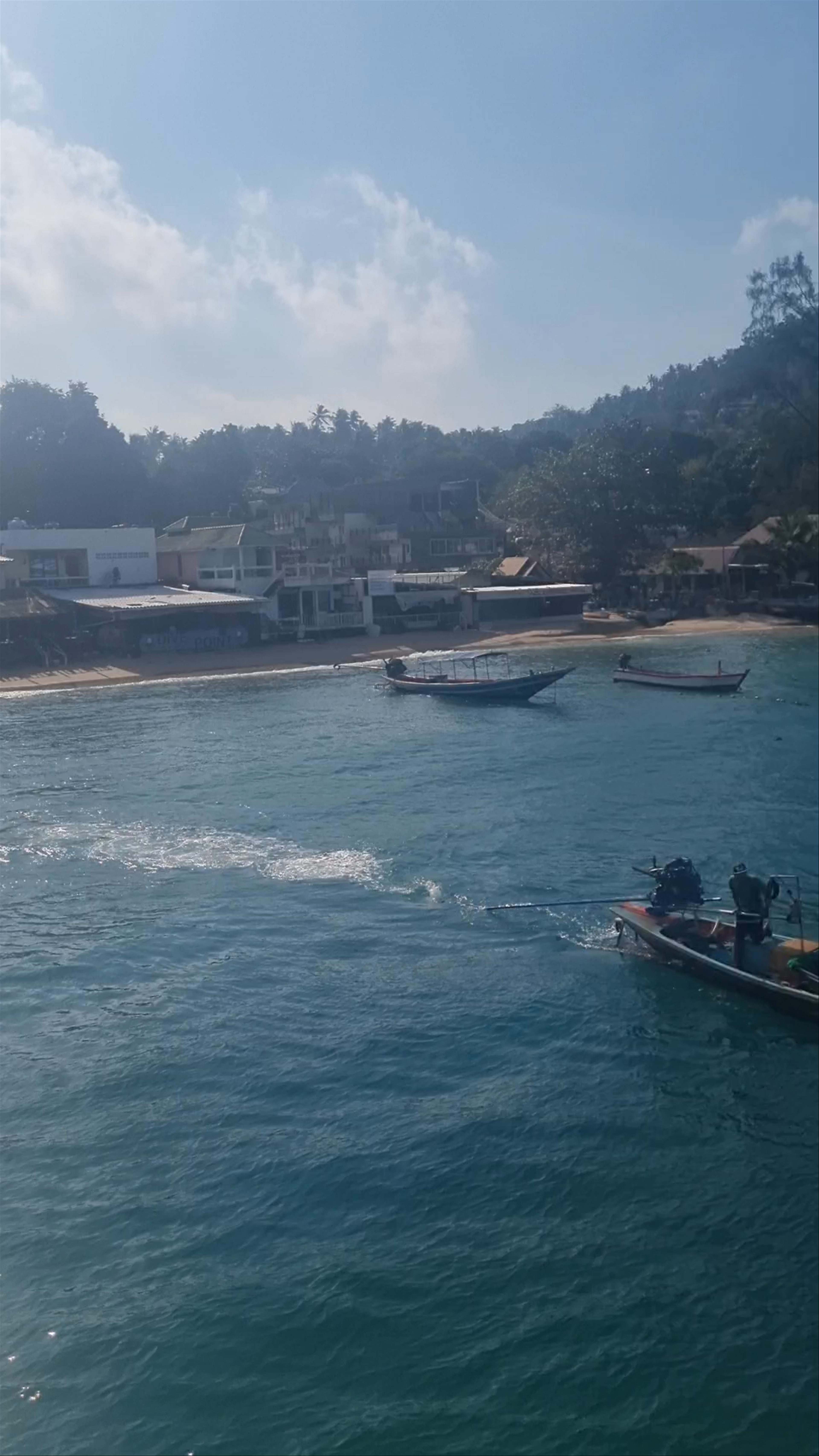 Mae Haad Pier: Serene Seascape and Island Arrival in Ko Tao, Thailand