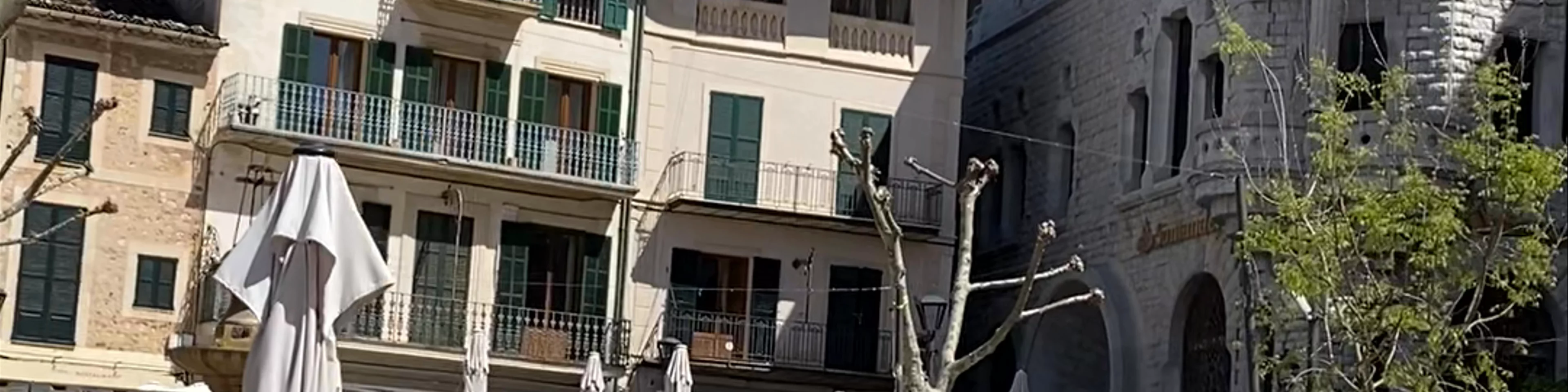 Plaça Constitucio