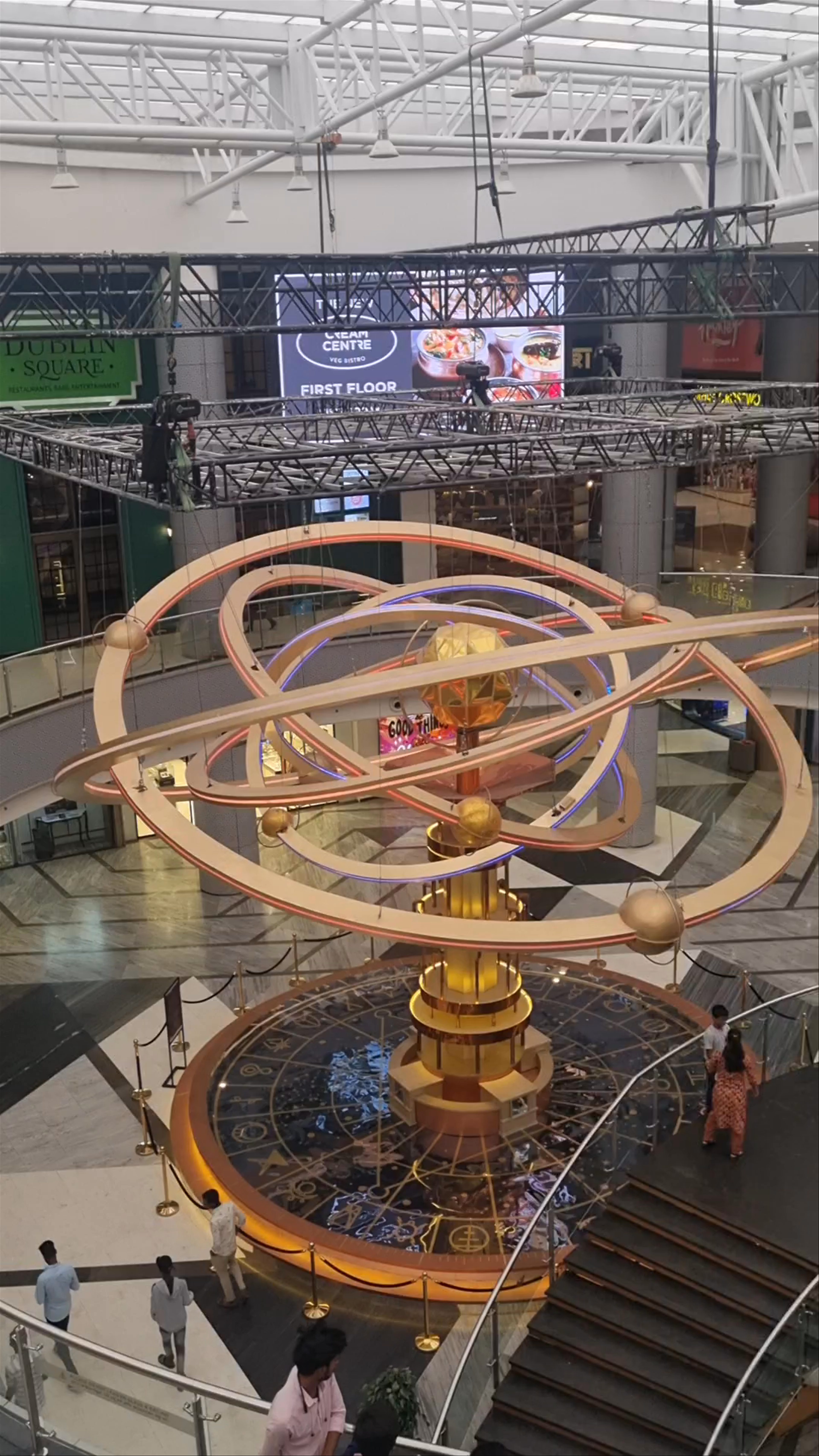 Food Court - PHOENIX MARKETCITY