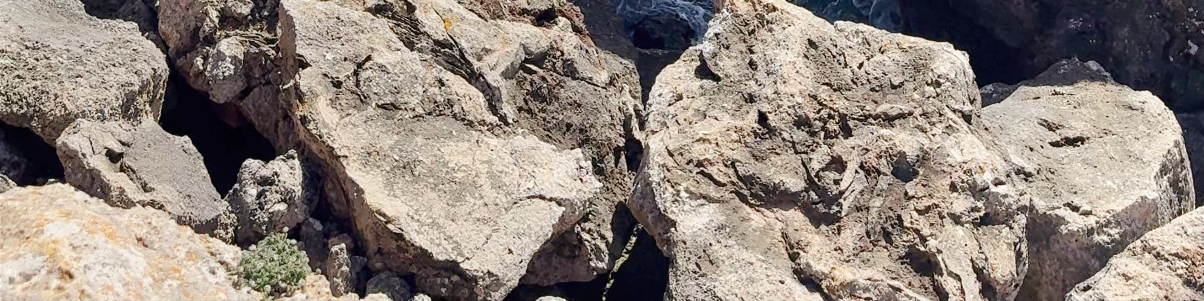 Pont natural d'Es Caló Blanc