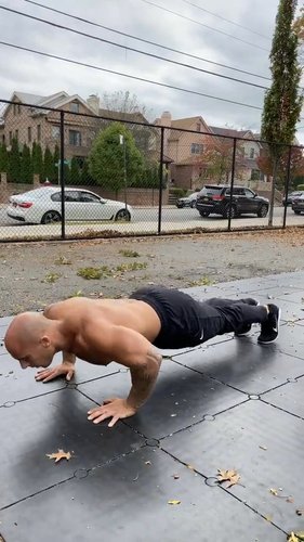 2 minute Push Up - Core Drill