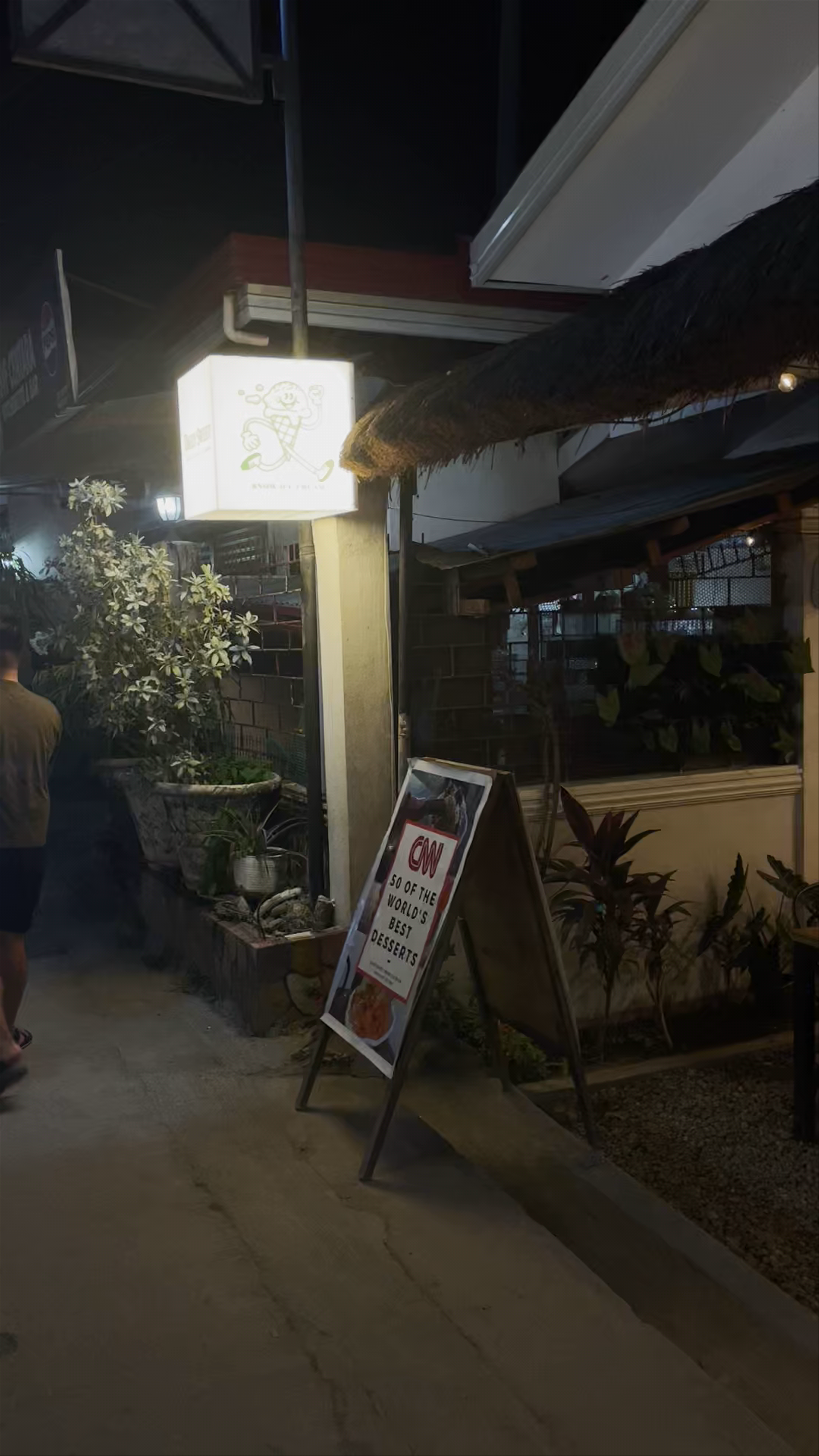 Daily Sweet Cafe & Snow Ice Shop: A Cozy Evening Dessert Spot in Moalboal