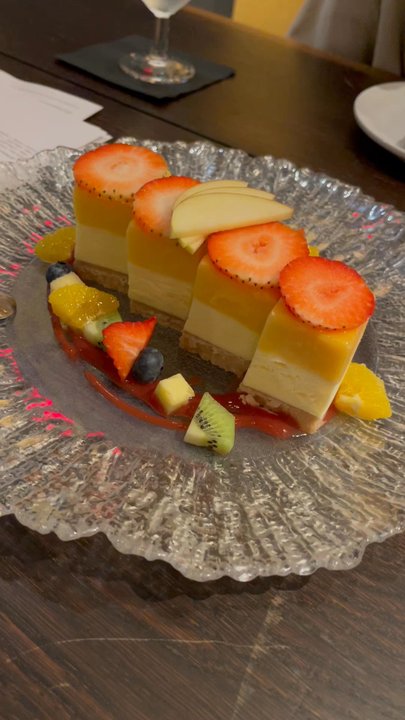 Amuse Wine Bar - Wine Bars Near Me - Honolulu, Hawaii