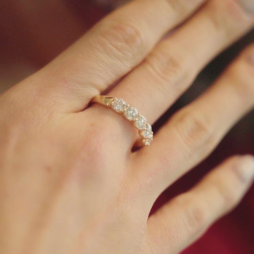 Five Stone Ehering | Rund | 18k | Gelbgold | bandVersion: petite