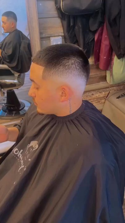 La Navaja Barberia - Barbers Near Me - El Paso, Texas