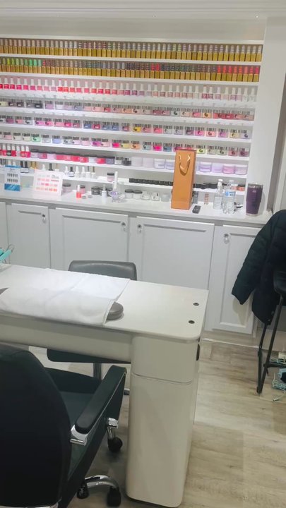 Kosmo Nails Spa - Nail Salons Near Me - Pensacola, Florida