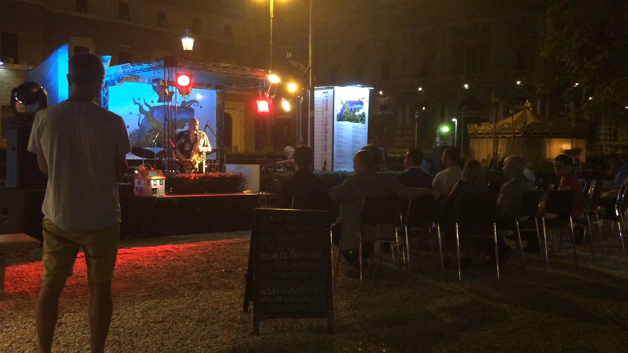 Bibliobar - Piccolo festival delle dieci notti - Bars Near Me - Rome, RM