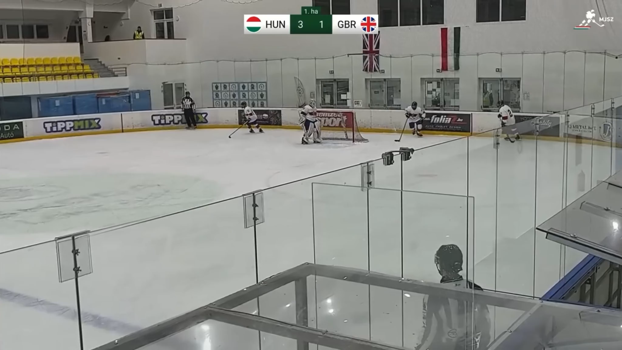 Theo Malone's Vision: Key Powerplay Assist vs. Team Hungry