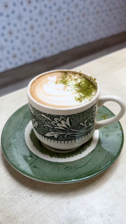 Dream Vista - Pistachio Latte Small - Cafes Near Me - Jersey City, New Jersey