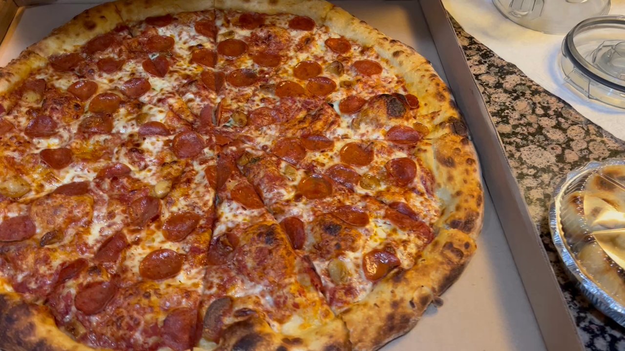 Old School Pizzeria - Pizza Near Me - Las Vegas, Nevada