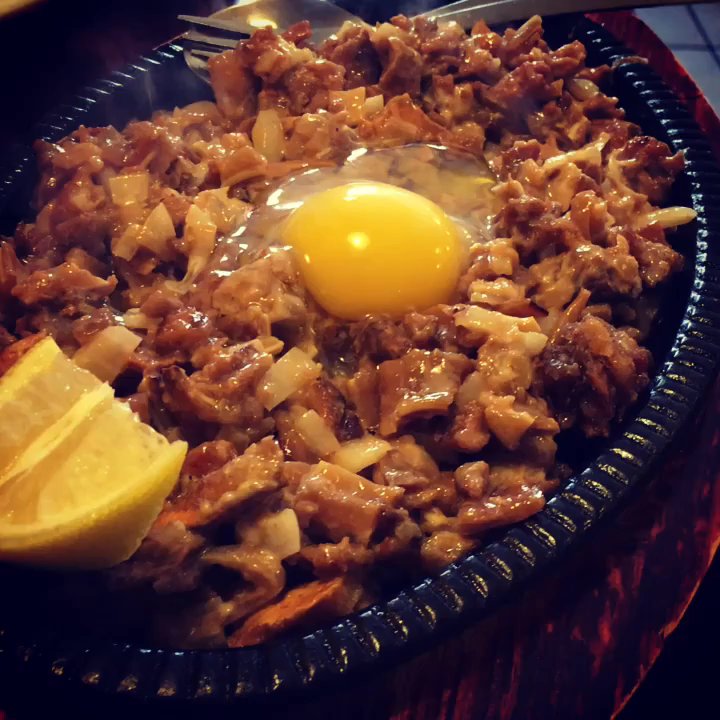 Hapag Ihaw-Ihaw - Sizzling sisig - Filipino Near Me - Vancouver, British Columbia