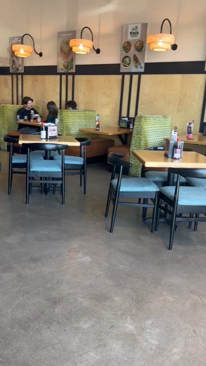 Vui's Kitchen - Great meeting place for groups. - Vietnamese Near Me - Gallatin, Tennessee