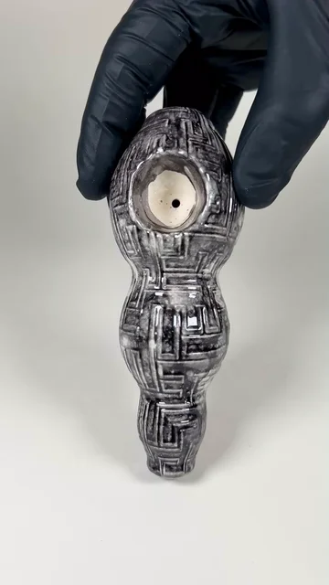 Preview pic of Maze Pipe - 5.5 inches - Ceramic - Black and White - FREE SHIPPING!!!