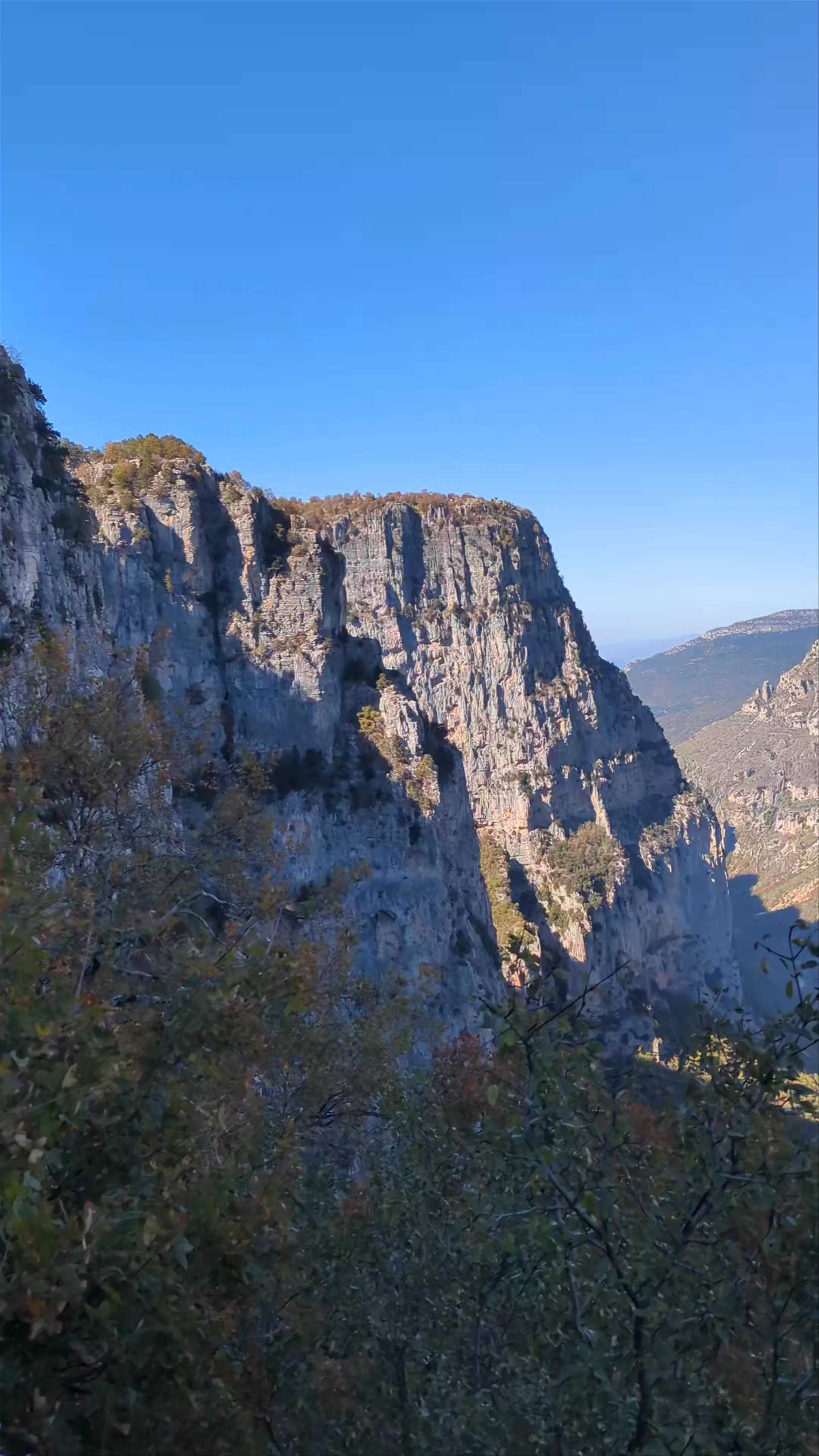 Oxya Viewpoint, Vradeto