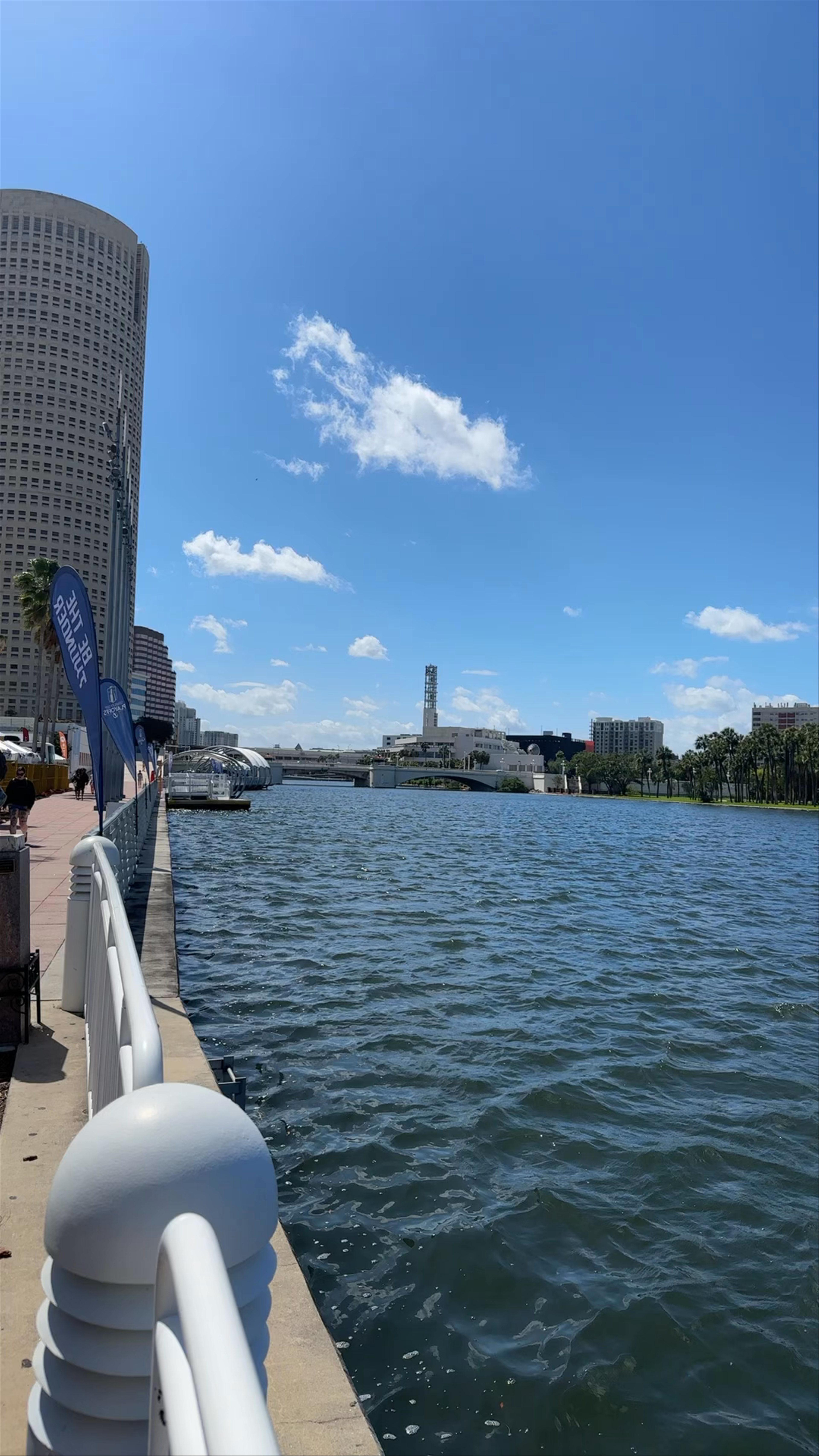 Exploring Tampa Riverwalk: Urban Waterfront Serenity