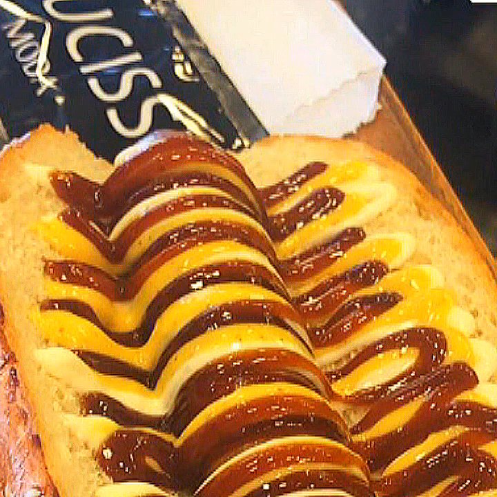 Saucisse Moda - Hot Dogs Near Me - Istanbul, 34