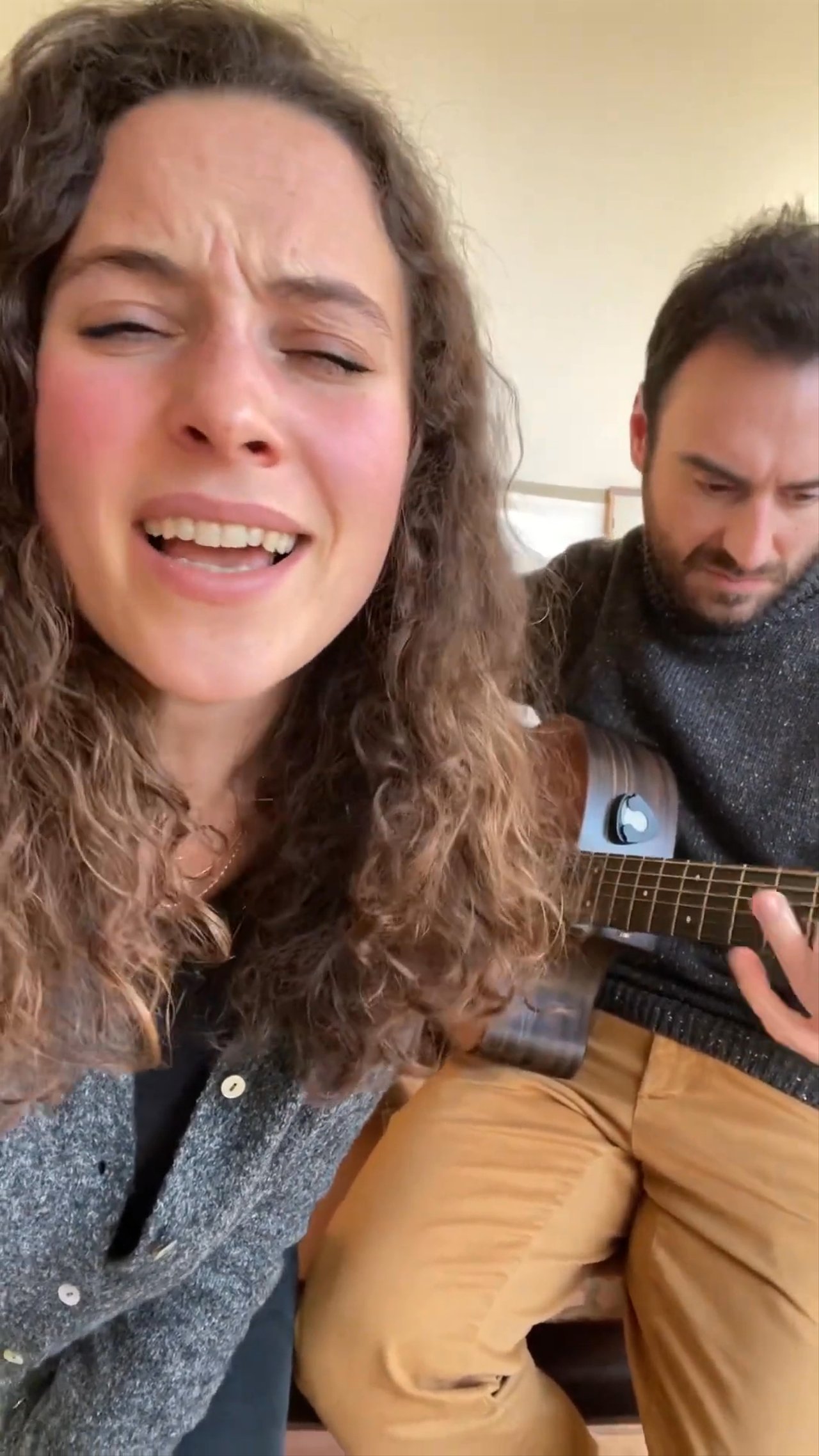 The Florence Acoustic Duo - Can’t Help Falling In Love - video