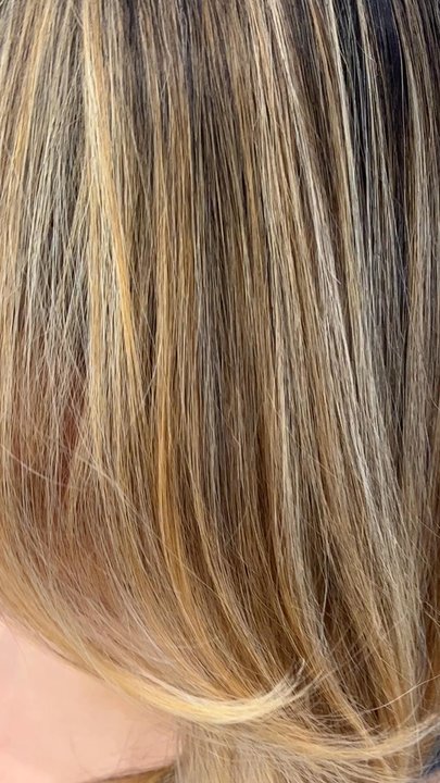 Jose Eber Salon - Lydia Kim is AMAZING. She transformed my black hair to blonde safely. She really cares about my hair health so it will LAST. - Hair Salons Near Me - Beverly Hills, California