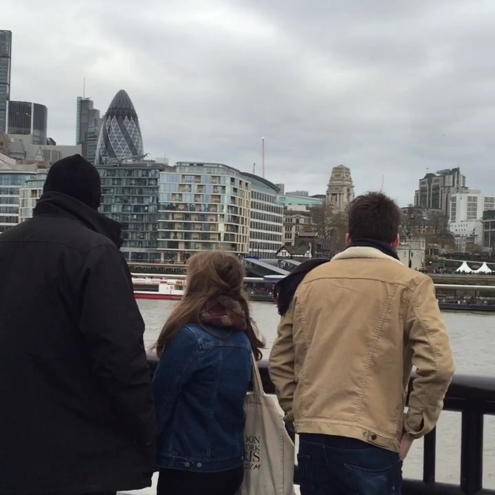 Thames Path - Thames Park - Travel Services Near Me