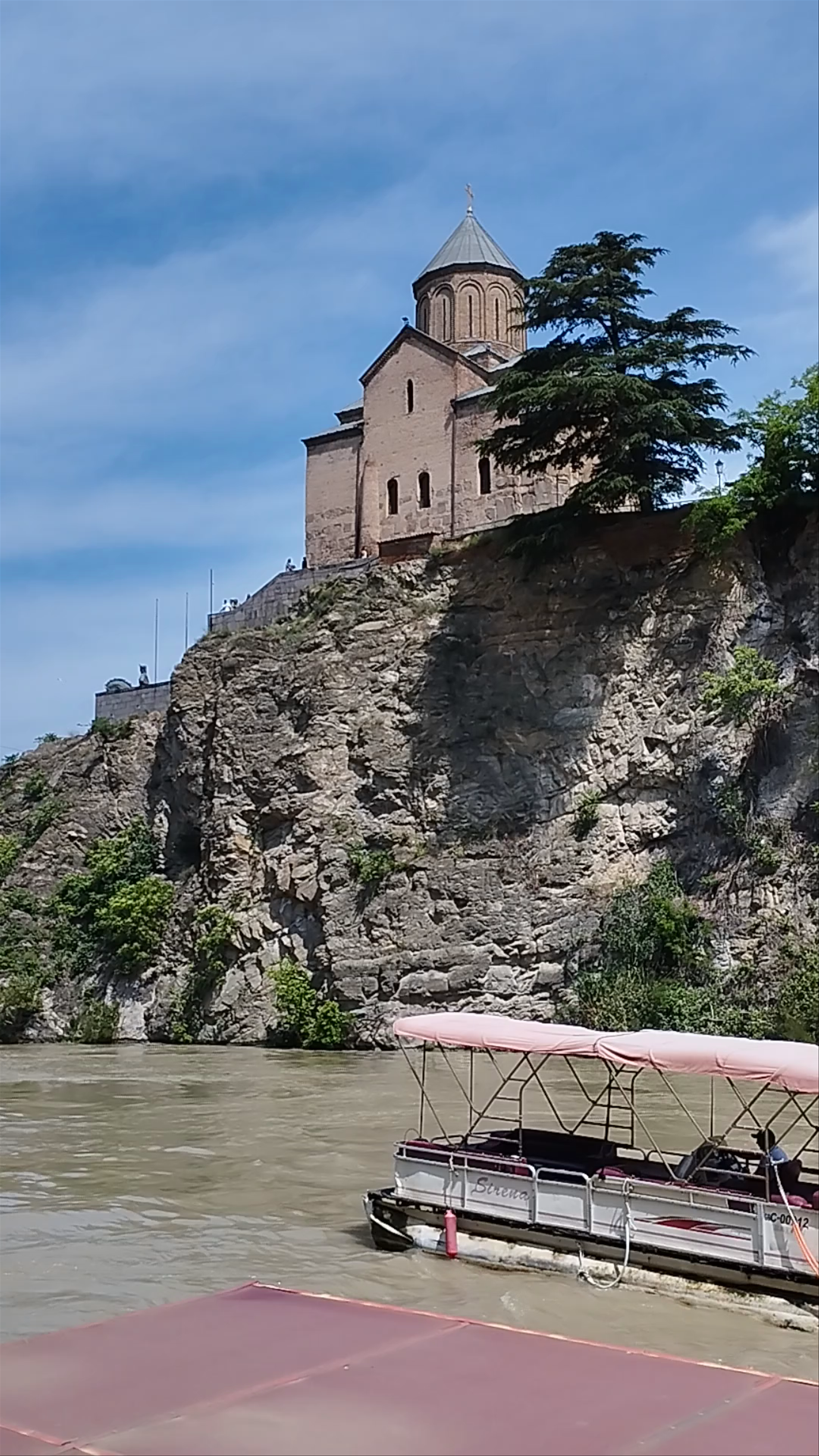 Metekhi Virgin Mary Assumption Church: Majestic Heritage in Tbilisi